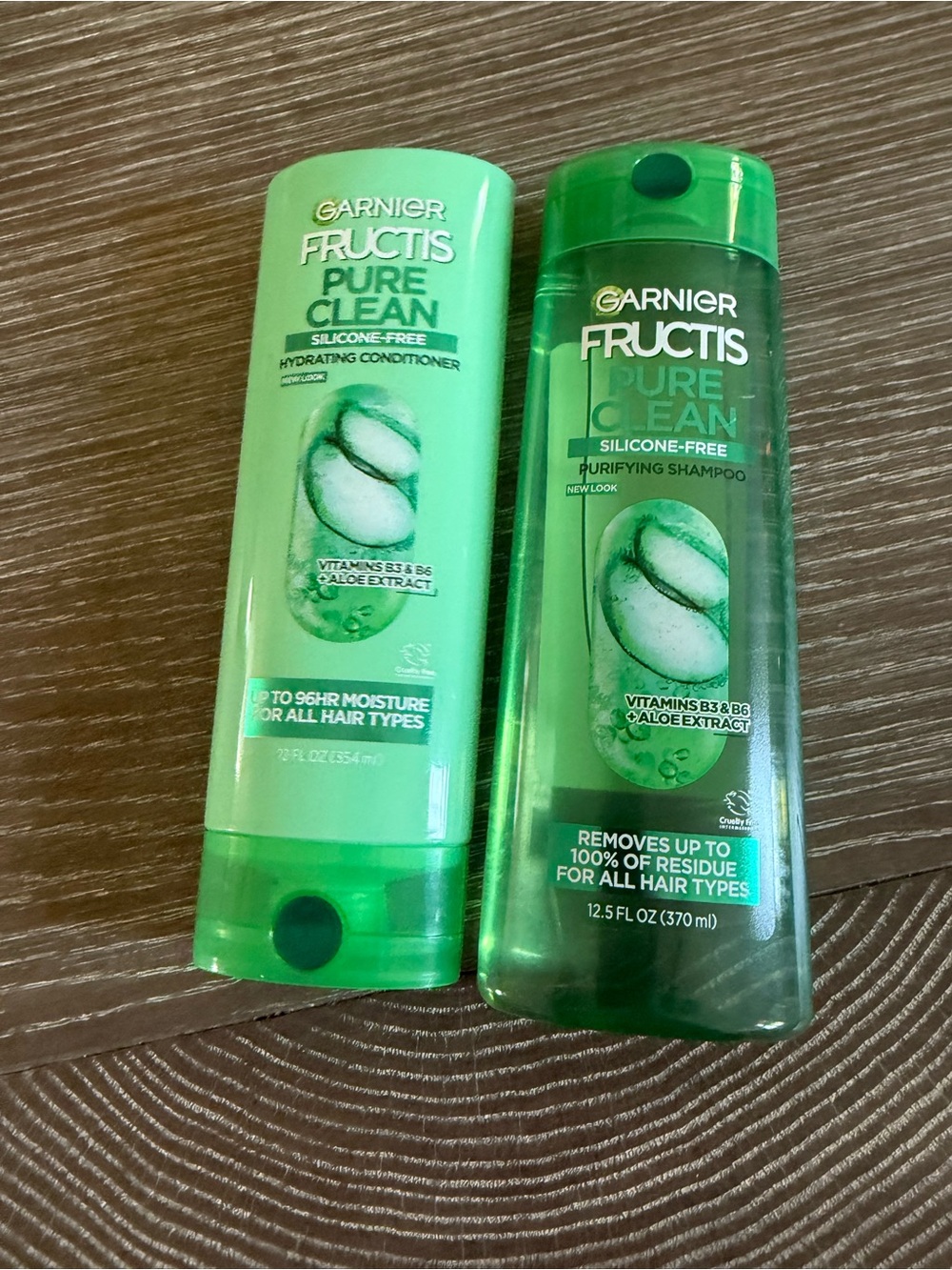 NWT Garnier Fructis Pure Clean silicone-free Shampoo and Conditioner Set